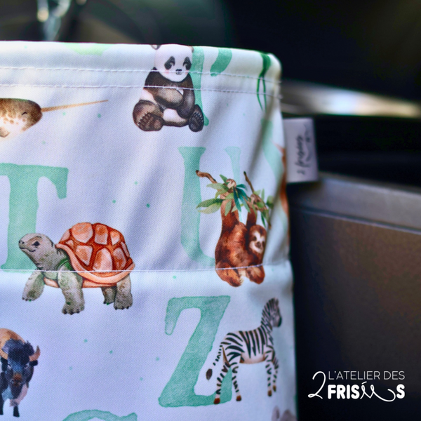 Car Garbage Bag – Animal ABCs (Green) (French only)