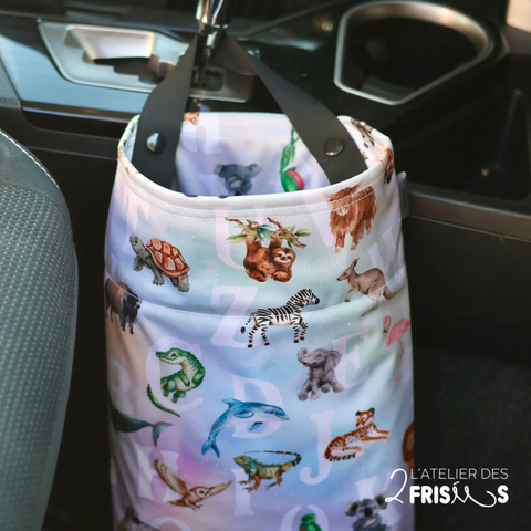 Car Garbage Bag – Animal ABCs (Multicolor) (French only)